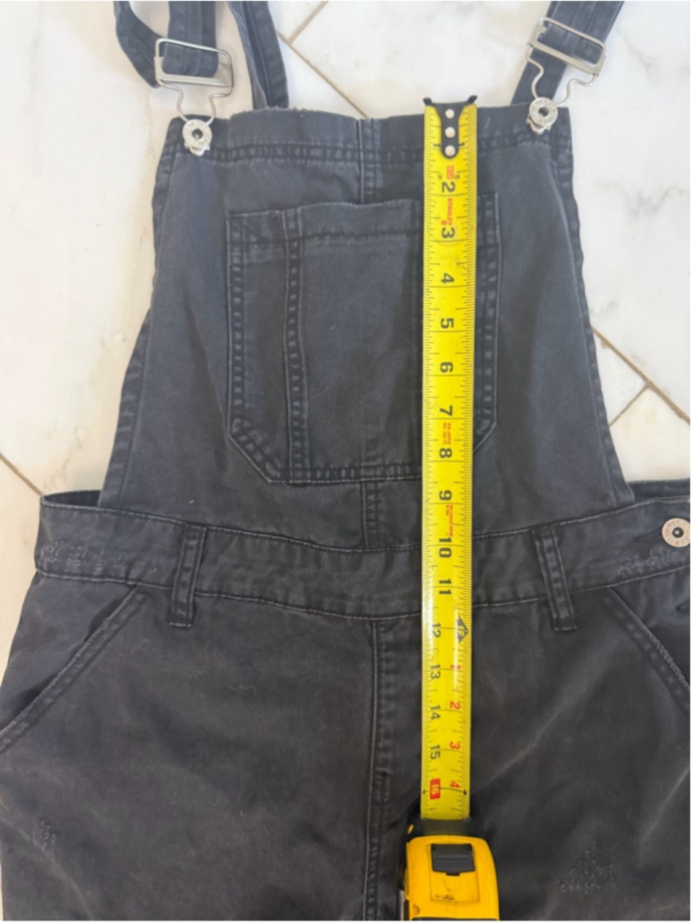 Risen Jean Los Angeles Washed Black Distressed Ankle Crop Overalls Womens Medium - Picture 8 of 15